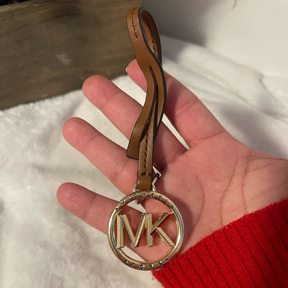 Michael Kors Tan Key Holder